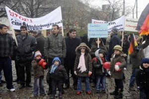 Hannover-Demo-gegen-Abschiebung-nach-Syrien_ArtikelQuerKlein